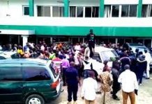 Jos Killings: Angry Youths Dump Over 20 Corpses At Plateau Government House, As Lalong Re-imposes 24 Hours Curfew JOS KILLINGS