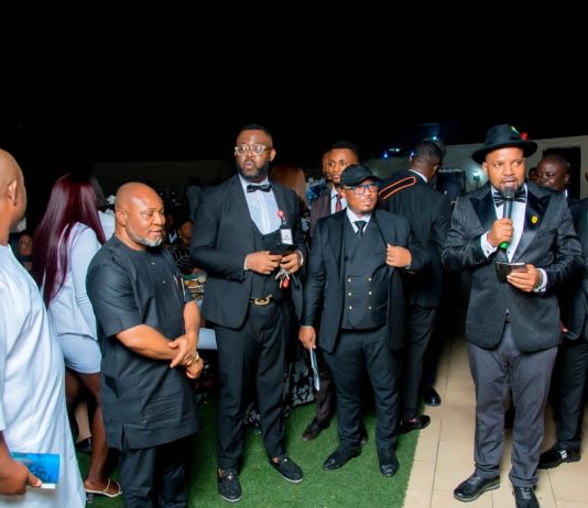 League of Extraordinary Gentlemen Hold End of Year Gala